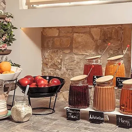 Aeolos Boutique &
