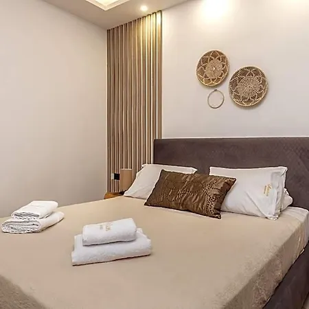Aeolos Boutique & 4*