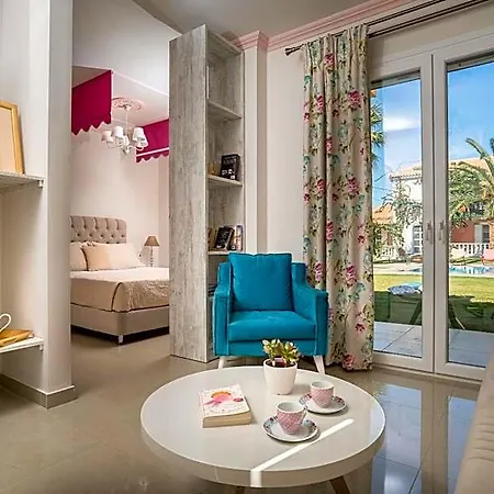 Hotel Aeolos Boutique & 4*