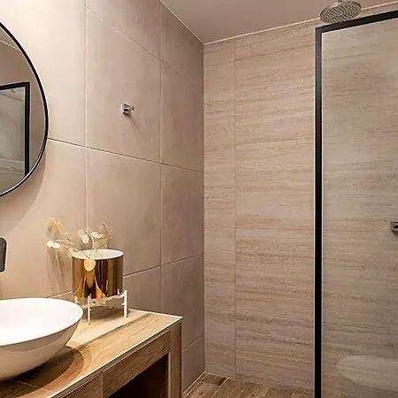Aeolos Boutique & Hotel 4*